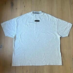 Fear Of God Essentials Crewneck T-Shirt Size M